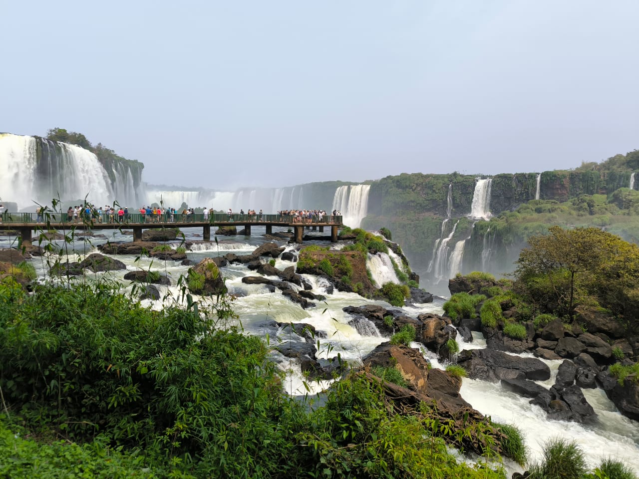 Les chutes en Français - Reserva de Guías de Turismo y más servicios - Cataratas del Iguazú