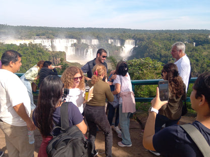 Servicio Familiar Cataratas de Brasil - Reserva de Guías de Turismo y más servicios - Cataratas del Iguazú