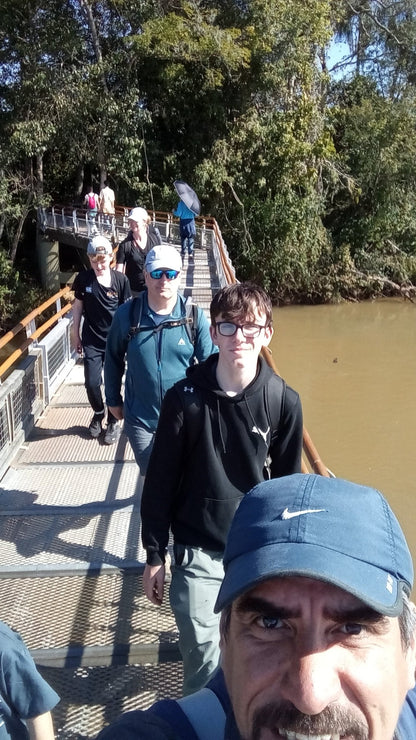 Servicio Familiar Cataratas de Brasil - Reserva de Guías de Turismo y más servicios - Cataratas del Iguazú